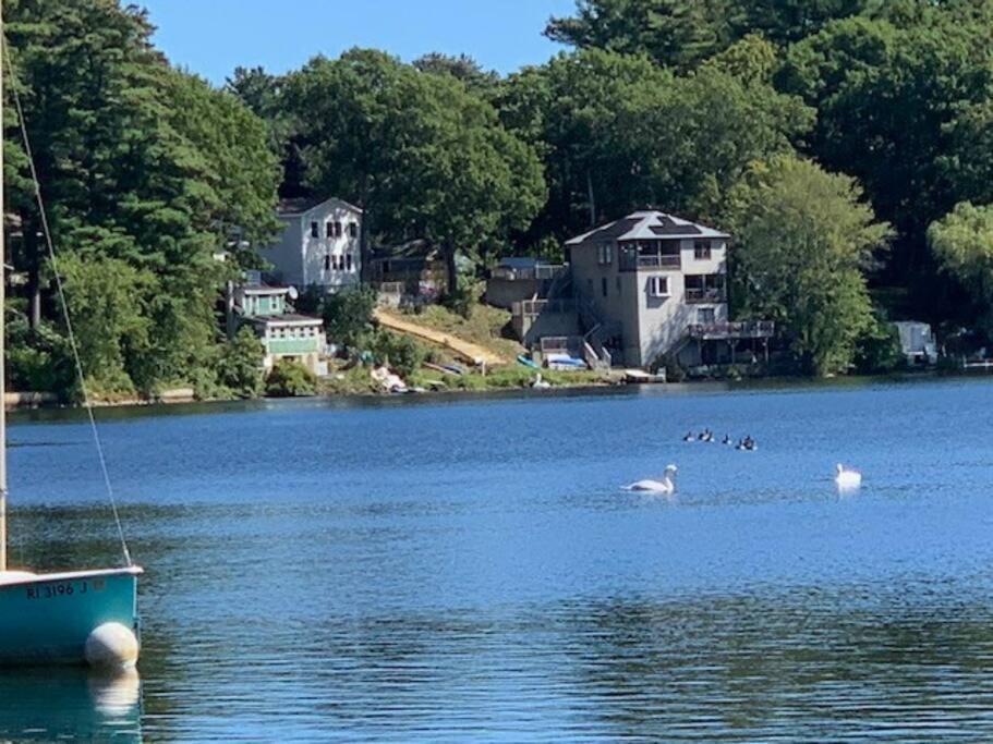 Lake Attitash Waterfront W/ Private Dock أميسبوري المظهر الخارجي الصورة