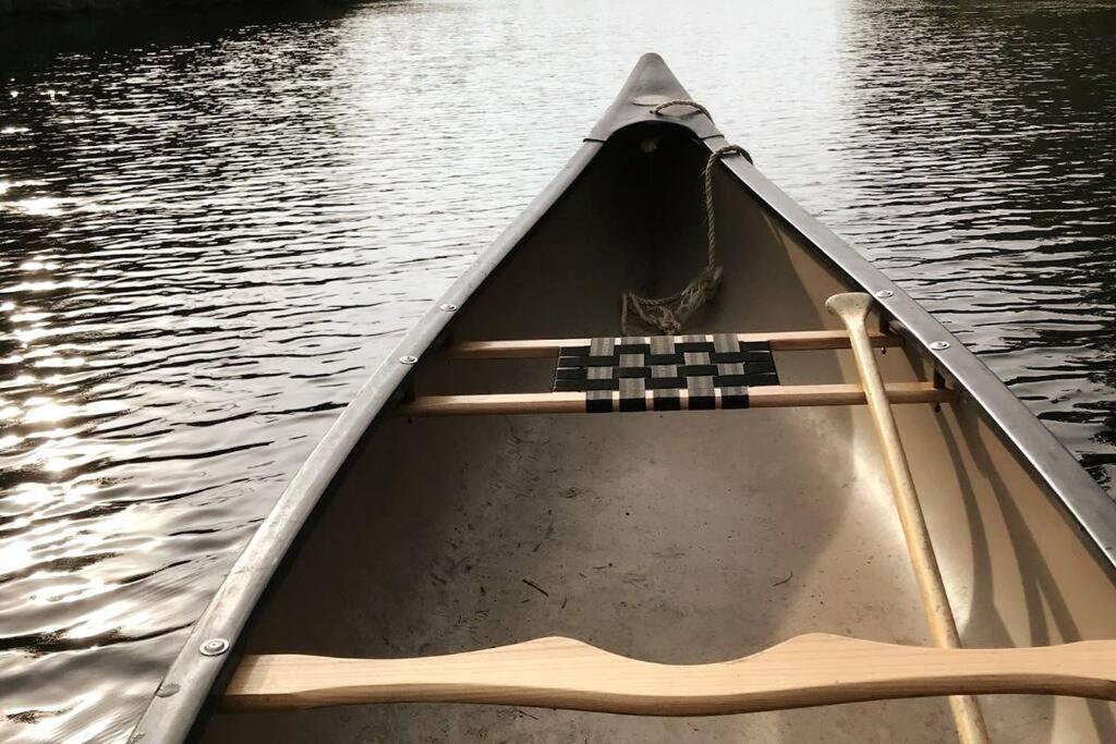 Lake Attitash Waterfront W/ Private Dock أميسبوري المظهر الخارجي الصورة